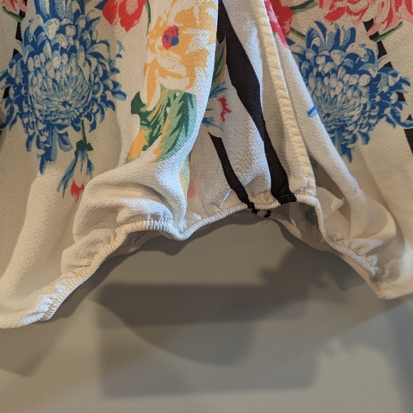 EUC Flying Tomato floral kimono style blouse L - Picture 3 of 6